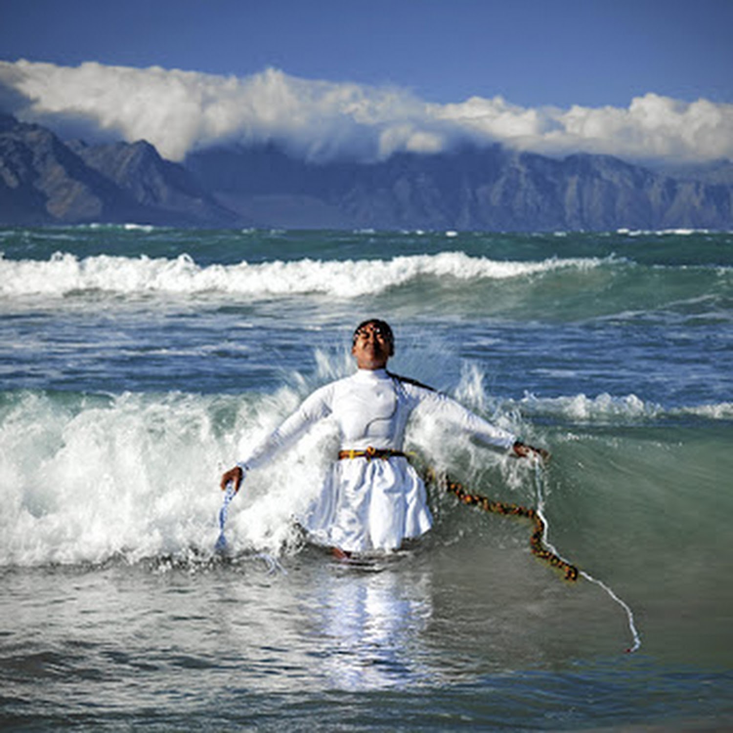 Why do Sangomas go underwater?