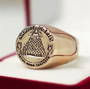 illuminati pyramid ring