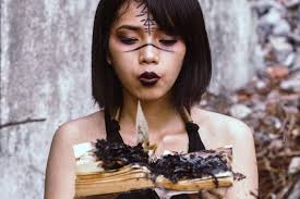 Powerful Spells To Attract Customers Clients To Your Business